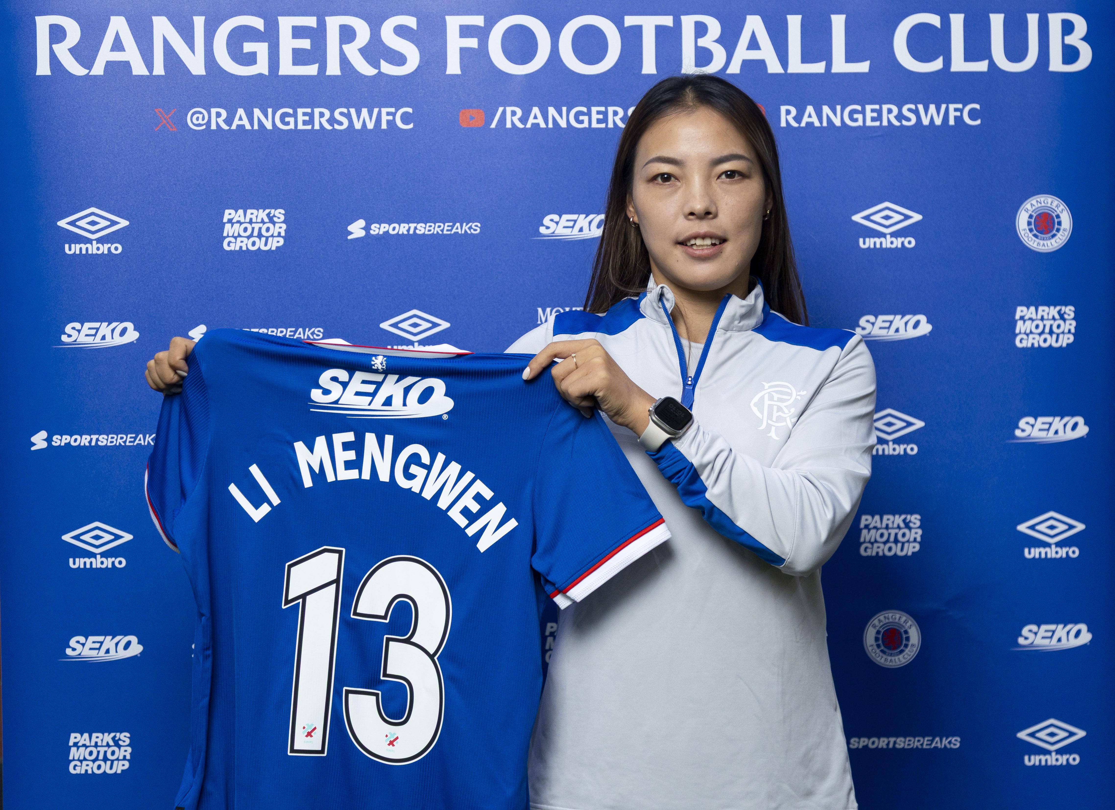 赢得奖杯有, 也喜欢走出